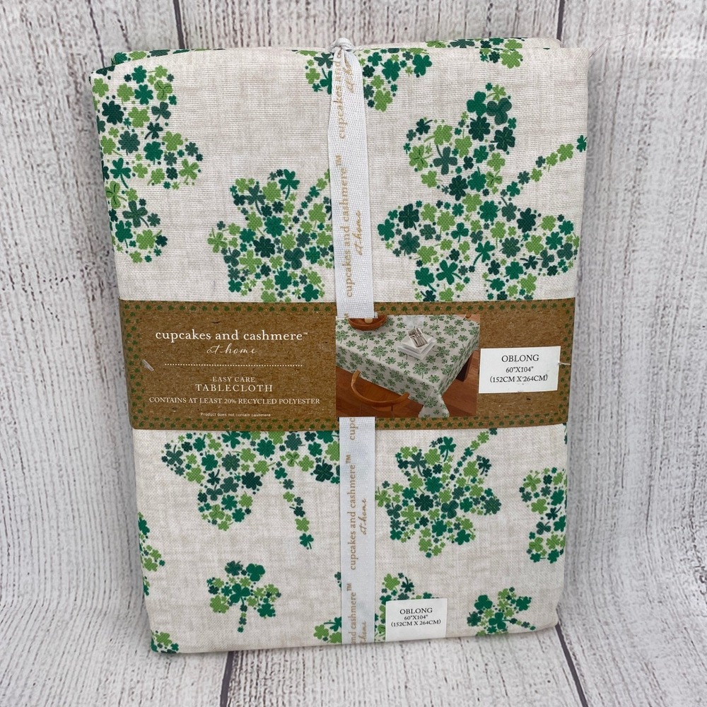 Cupcakes and Cashmere Tablecloth 60x104 Green Shamrock Clover Oblong Festive